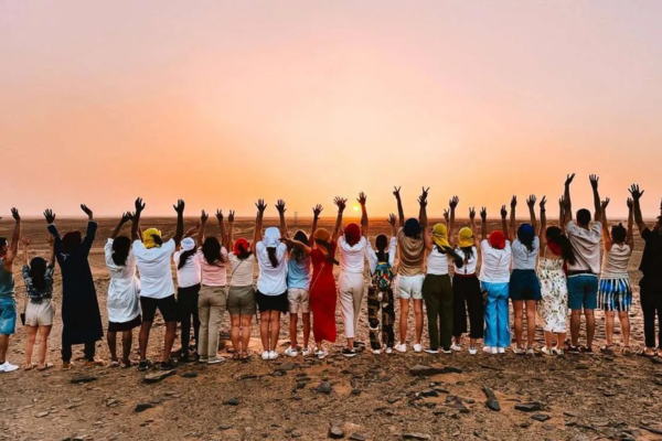 Viagens em Grupo: Vale a Pena? Descubra os Benefícios e Dicas para Aproveitar ao Máximo